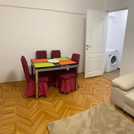 Appartement Ria & Mihai Apartament Galati Extérieur photo